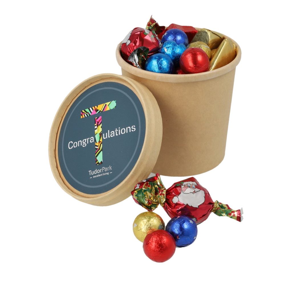 Kraft beker met Kerstchocolademix