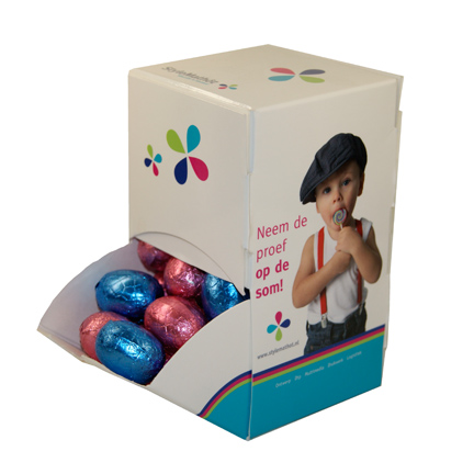 Snoepdoosje met paaseitjes